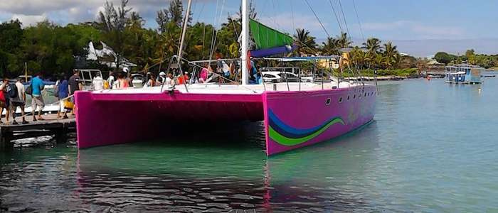 ilot gabriel avec catamaran royal cruise